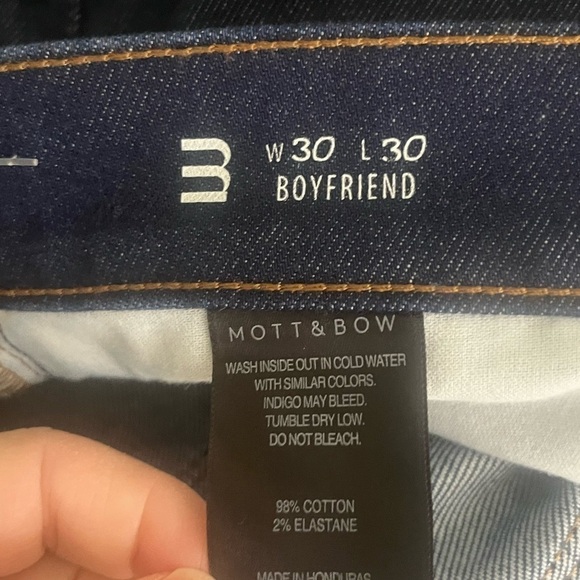 MOTT & BOW Dark Wash Boyfriend Jeans - Picture 4 of 5